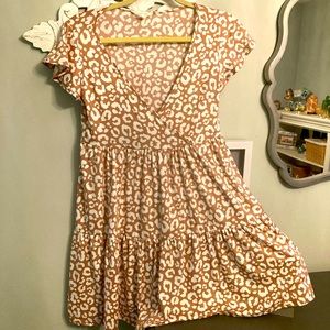 Jessica Simpson Cute V-neck tunic top